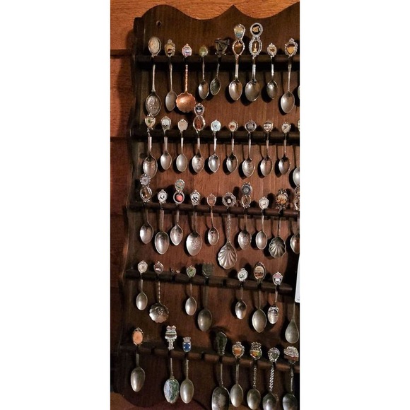Approx. 50 Spoons - Wood Rack with Miniature Spoons, Different Parts of Country.